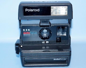 Cámara vintage Polaroid 636 con enfoque automático / Regalo de fotografía retro