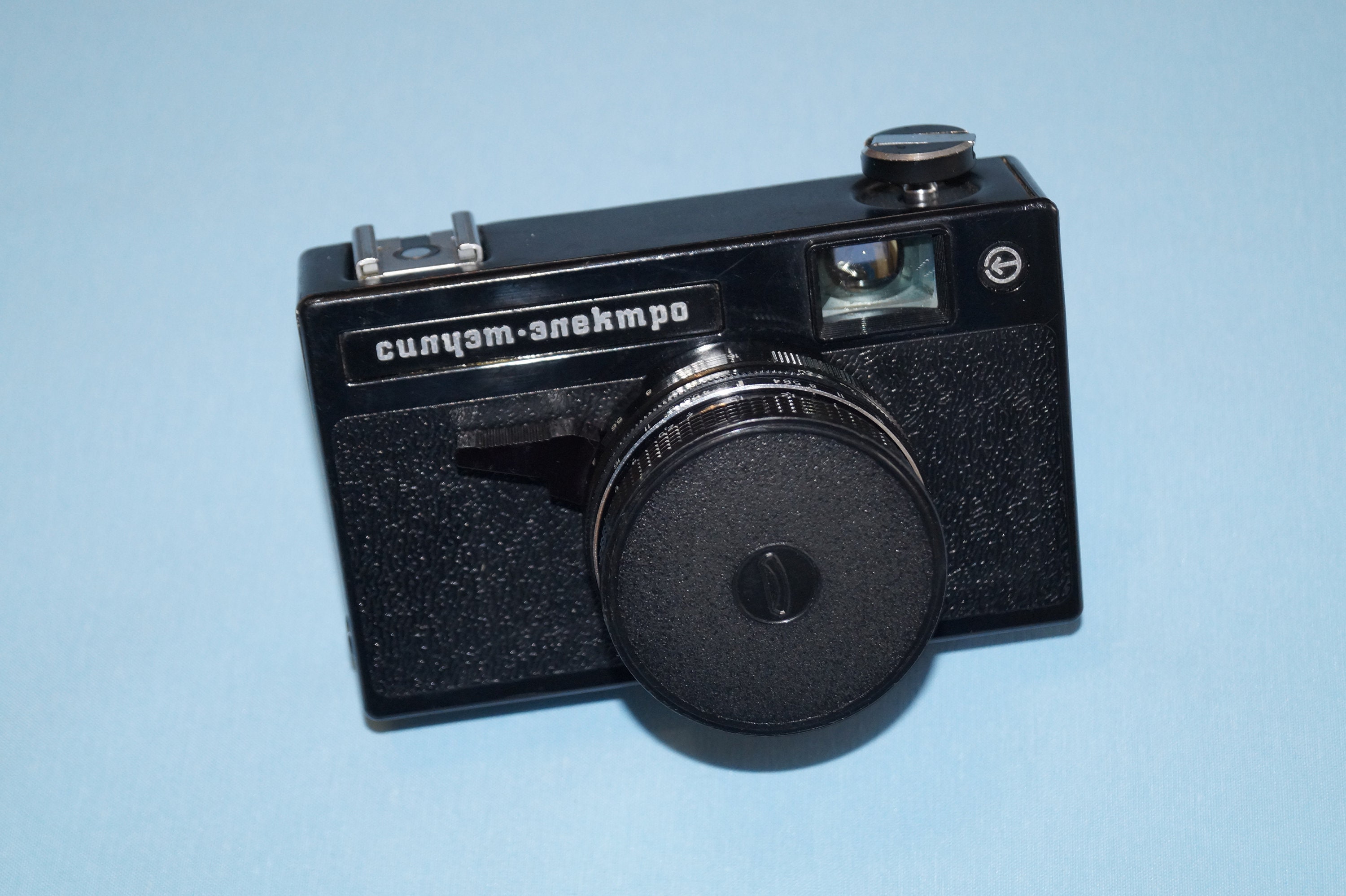 ヴィンテージシルエットエレクトロカメラ：コレクター向けソ連フィルム