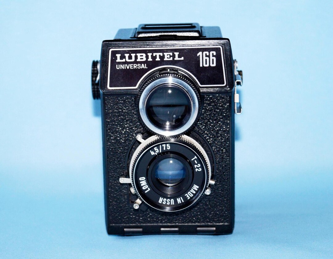ルビテル166二眼カメラ – ソ連製フィルム二眼レフカメラ（動作確認済み