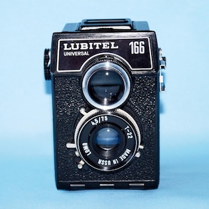 ルビテル166二眼カメラ – ソ連製フィルム二眼レフカメラ（動作確認済み