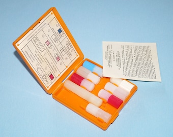 Vintage medicine First aid kit Ambulance Medical box Medicine doctor Nurse Military Medical accessory Medicine collection Old medicine