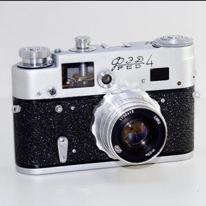 ヴィンテージFED-4フィルムカメラ – ソビエト製カメラのギフトとして