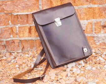 Sac de transport soviétique vintage en cuir : sacoche militaire des années 1980