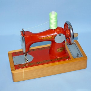 Nähmaschine Originalgeschenk Miniatur nähen Kinder Nähmaschine Seltenes Spielzeug Sammlerstück Nähen Retro Baby Nähmaschine Spielzeug Nähen Dekor