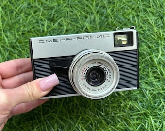 Appareil photo argentique Smena Rapid 35 mm vintage | Appareil photo soviétique fonctionnel | Cadeau de photographie rétro | Appareil photo soviétique de collection | Idée cadeau unique
