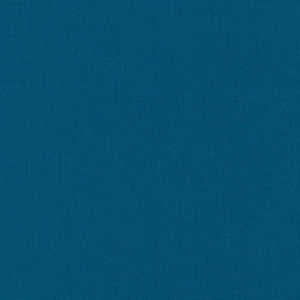 Könnte beinhalten: Ein einfarbiger blaugrüner Hintergrund.