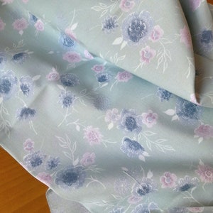 Cardiff flowers pale green rosé Westfalenfabrics image 2