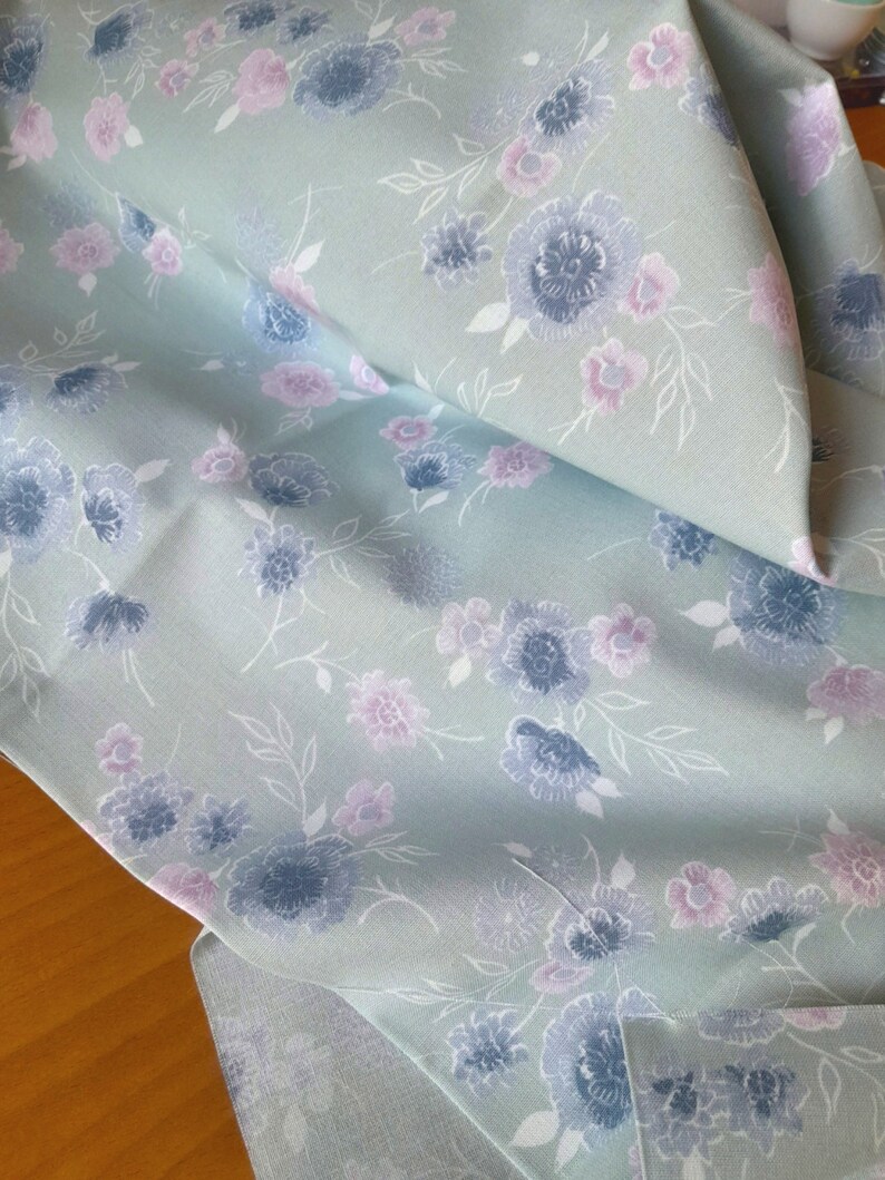 Cardiff flowers pale green rosé Westfalenfabrics image 2