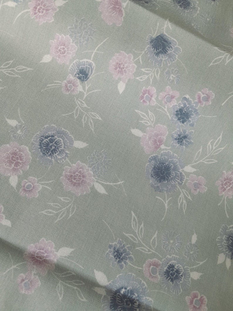 Cardiff flowers pale green rosé Westfalenfabrics image 5