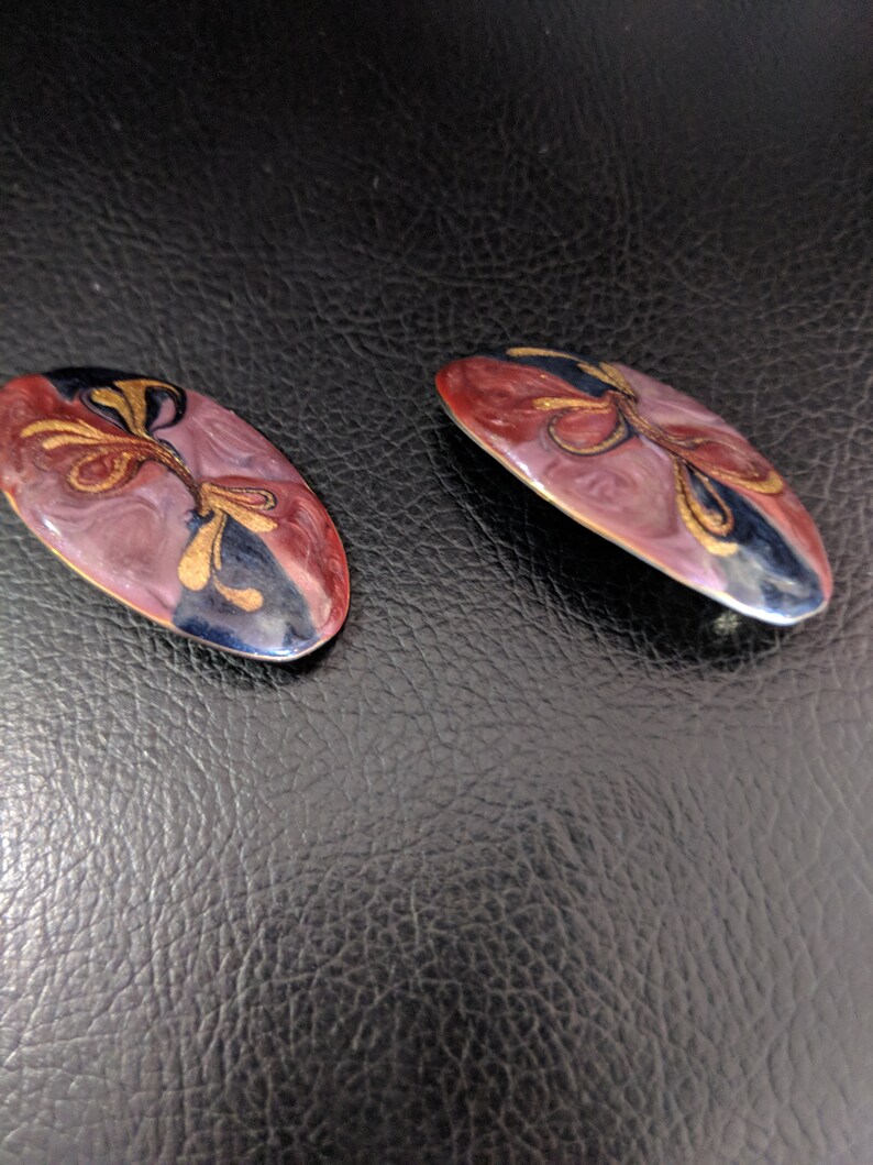 Metal earrings Clip on clasp Vintage earrings Clip on earrings Oval earrings Oval clip on earrings art Old earrings Antique earrings