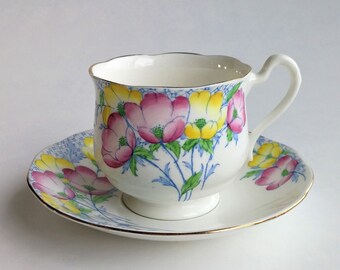 SALISBURY vintage 50s bone china teacup & saucer set - Anemone pink yellow bouquet - retro wedding home decor - house warming birthday gift