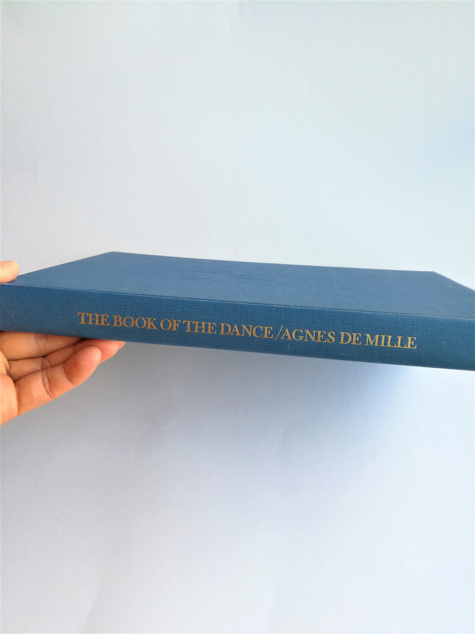 vintage 60s ballet book - the book of the dance - agnes de mille - deluxe goldencraft edition - hard cover - out of print - moth