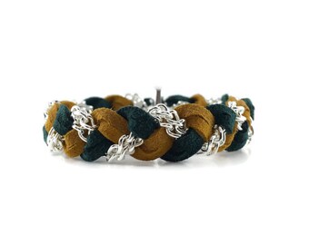 編み込みスエードブレスレット：琥珀の葉とチェーンのジュエリー