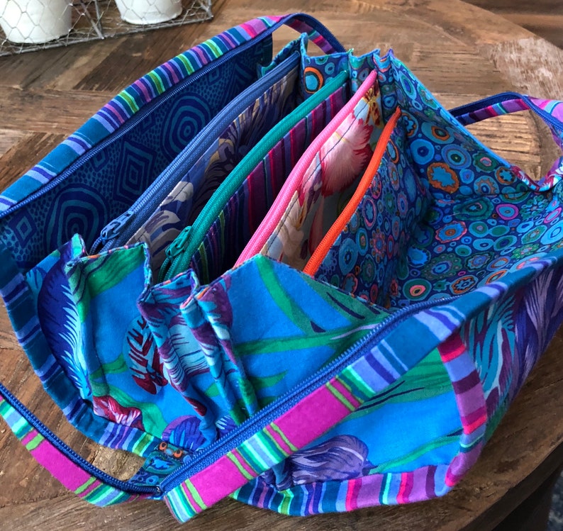 Blue Floral Zippered Organizer