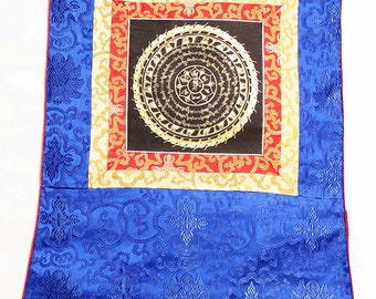 Om Mandala Thangka peint à la main dans un cadre en brocart Népal Bouddhisme n ° 34 Méditation