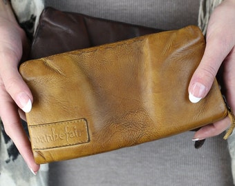 manbefair Geldbeutel Marta Leder Cognac | Woman Wallet | Leder Geldbörse Damen | Geldtasche mit Münzfach l Leder Geldbeutel Damen