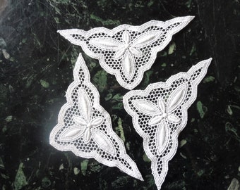 Motifs from lace-3st.
