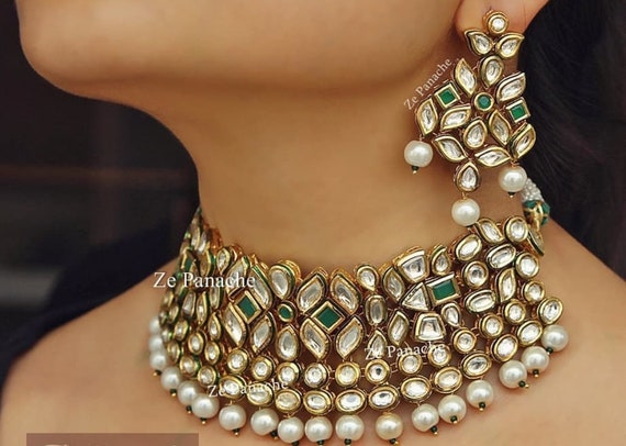 VeroniQ Trends Designer Choker Necklace Jewellery Set in High Quality Kundan Faux Pearls Emeralds VC Party wear Wedding Pakistan India