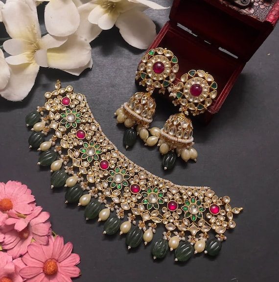 Veroniq Trends-south Indian Style Choker Necklace in Handmade