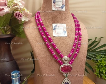 VeroniQ Trends-Cocktail Style Lange Diamant Look Anhänger Halskette In Saphir Blau-Rubin Rosa und Rubin Rosa Jade Perlen-Contemporary-Dubai