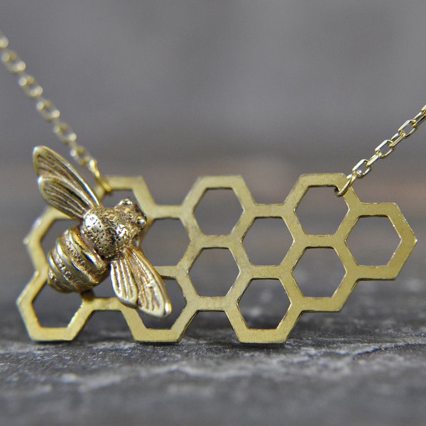 925 silver necklace - 14K gold plated - honeycomb - bee necklace - animal jewelry - gift idea for a birthday - gift for her