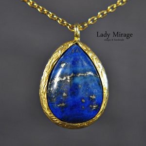 Drop Shaped Lapis Lazuli - Short Necklace - Gold Plated