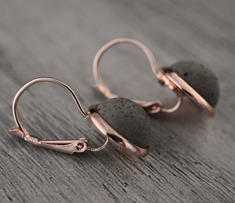 BESTSELLER Concrete Earring Rose Gold image 3