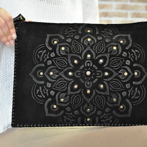 Lal Qila Suede  Clutch - Black