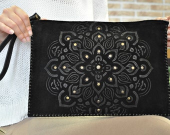 Lal Qila Suede  Clutch - Black