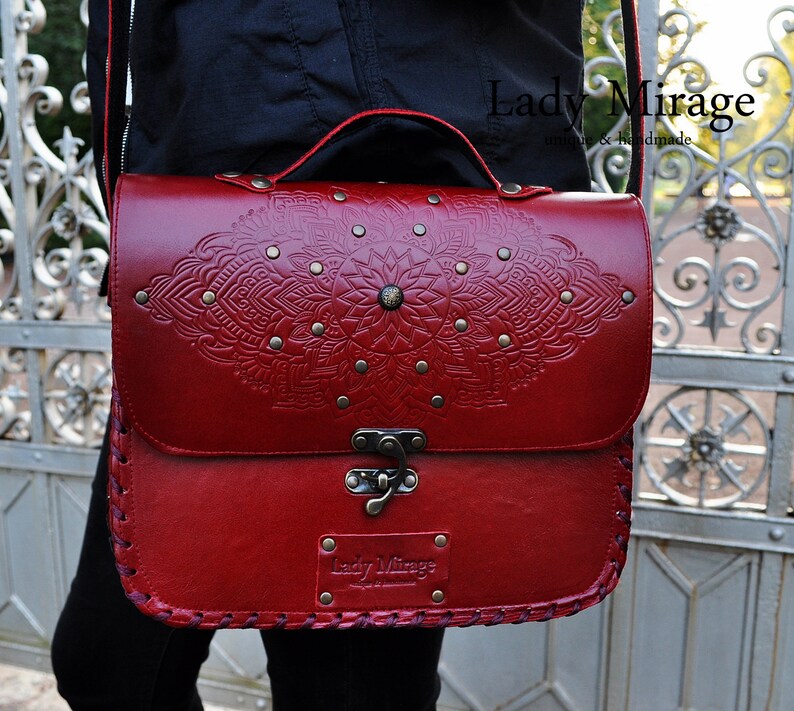 Taj Mahal Genuine Leather Bag Red image 1