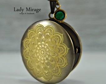 Mandala - locket necklace - photo locket - brass - photo pendant - emerald green - ethno style - karma - festival jewelry - amulet