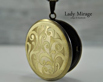 Vintage - Locket Necklace - Ornament - Photo Locket - Floral - Photo Pendant - Everyday Jewelry -Amulet - Birthday Gift Woman