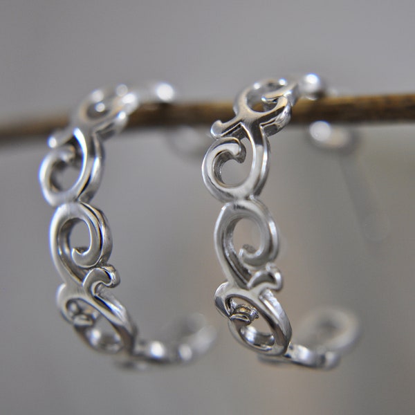 925 Sterling Silver Hoop Earrings - Huggie Hoop - Dainty Hoop Earrings - 2.5 cm - Ear Studs - Boho - Girlfriend Gift Birthday - Tribal