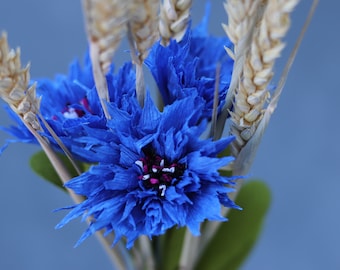 Bouquet of handmade cornflowers from crepe paper & grasses / durable bouquet