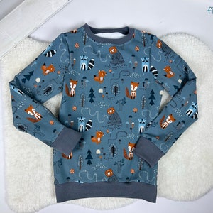From 22.90 euros: Long-sleeved shirt, sweater, pullover, forest animals image 3