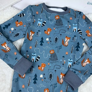 From 22.90 euros: Long-sleeved shirt, sweater, pullover, forest animals image 2