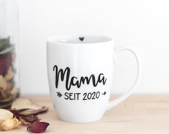 Tasse • Mama seit • Becher Jahreszahl Name personalisiert Handlettering handbemalt