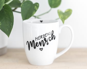 Tasse • Herzensmensch • Becher Name personalisiert Handlettering handbemalt