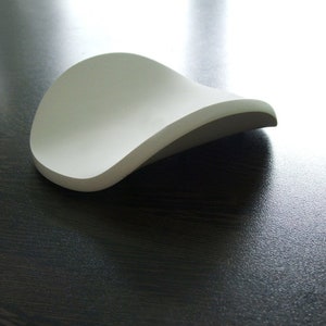 Small round soap dish white or gray soap tray, soap holder, draining plate, bowl, curved dish image 3
