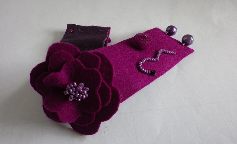 Felt bracelet, embroidered, peony, cuff, bracelet, pink, image 3