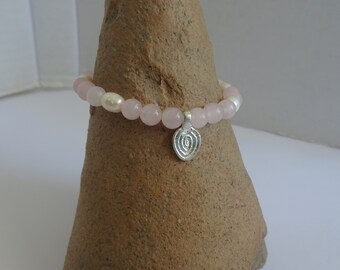 Rose quartz bracelet, freshwater pearls, pearl bracelet, spiral, bracelet, birthday gift mom, best friend, souvenir, gift idea,