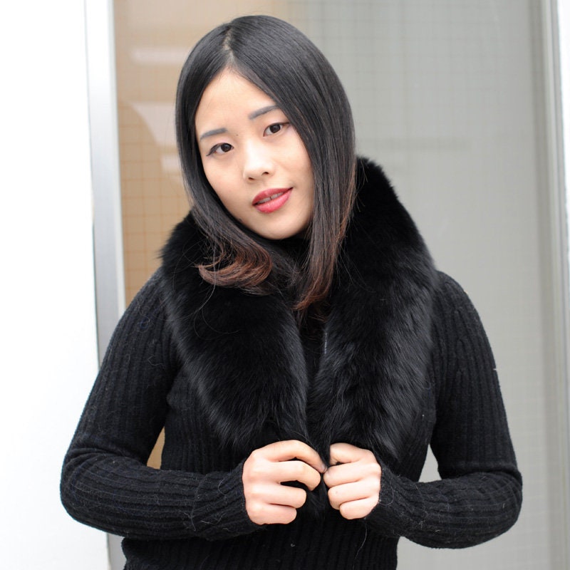 Femmes Véritable Vison Fourrure Fait Main Tissé Hiver écharpe avec rubans Moelleux Chaud Noir Femmes Véritable Vison Fourrure Fait Main Tissé Hiver écharpe avec rubans Moelleux Chaud Noir