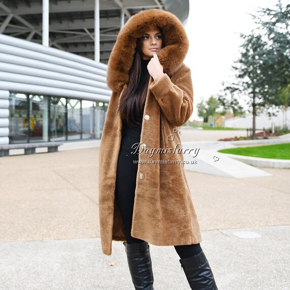 Camel Shearing Wool Coat With Fox Fur Trim Singapore Camel Shearing Wool Coat With Fox Fur, Wool Coat With Fur Trimmed Hood
