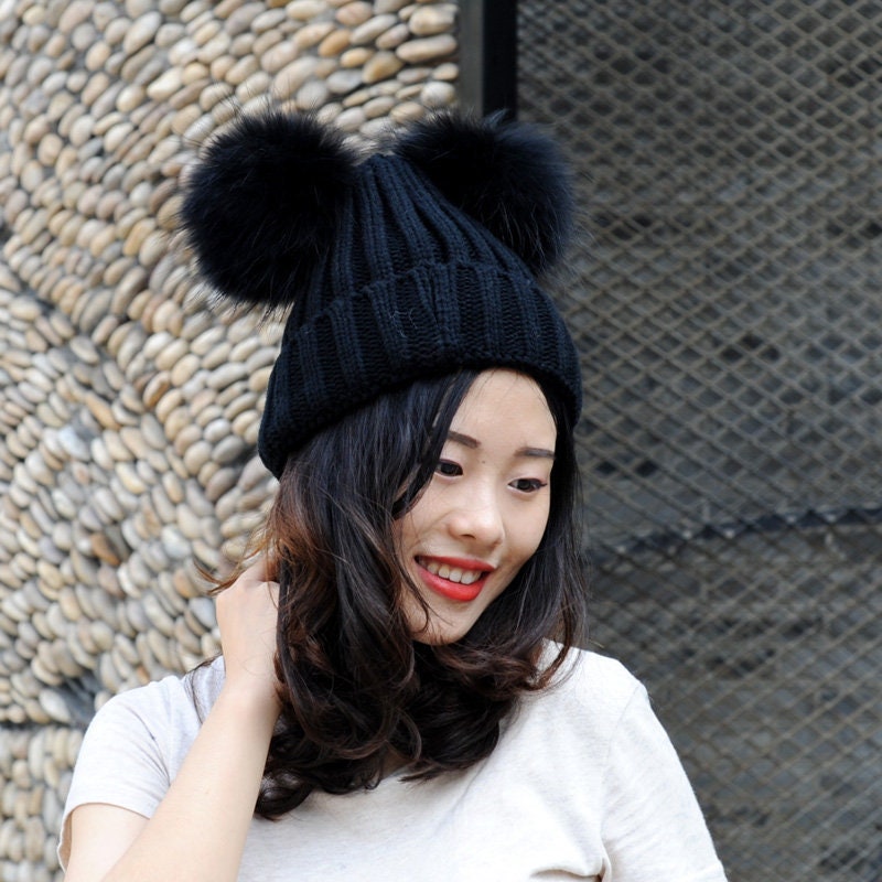 pom pom on top of beanie