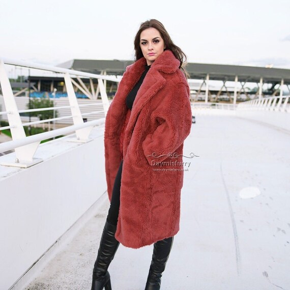 manteau mouton rouge