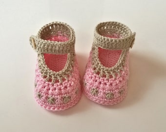 Crochet baby booties ballerina pink-beige