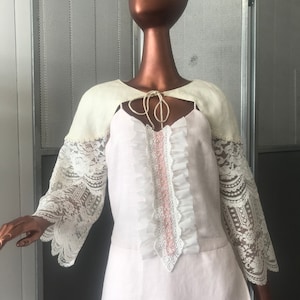 LINEN & LACE Collection Cream linen and vintage lace shrug | One size fits all |