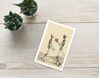 Postkarte A4 "I Give You My Heart" Vintage Bricolage Skelette morbider Charme
