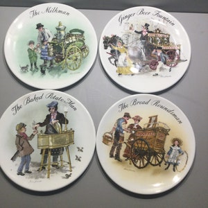Wedgewood &quot;Street Sellers of London&quot; Limited Edition 1980s Collector&#39;s