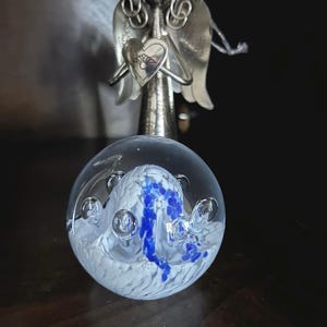 Controlled Bubble Art Glass Paperweight